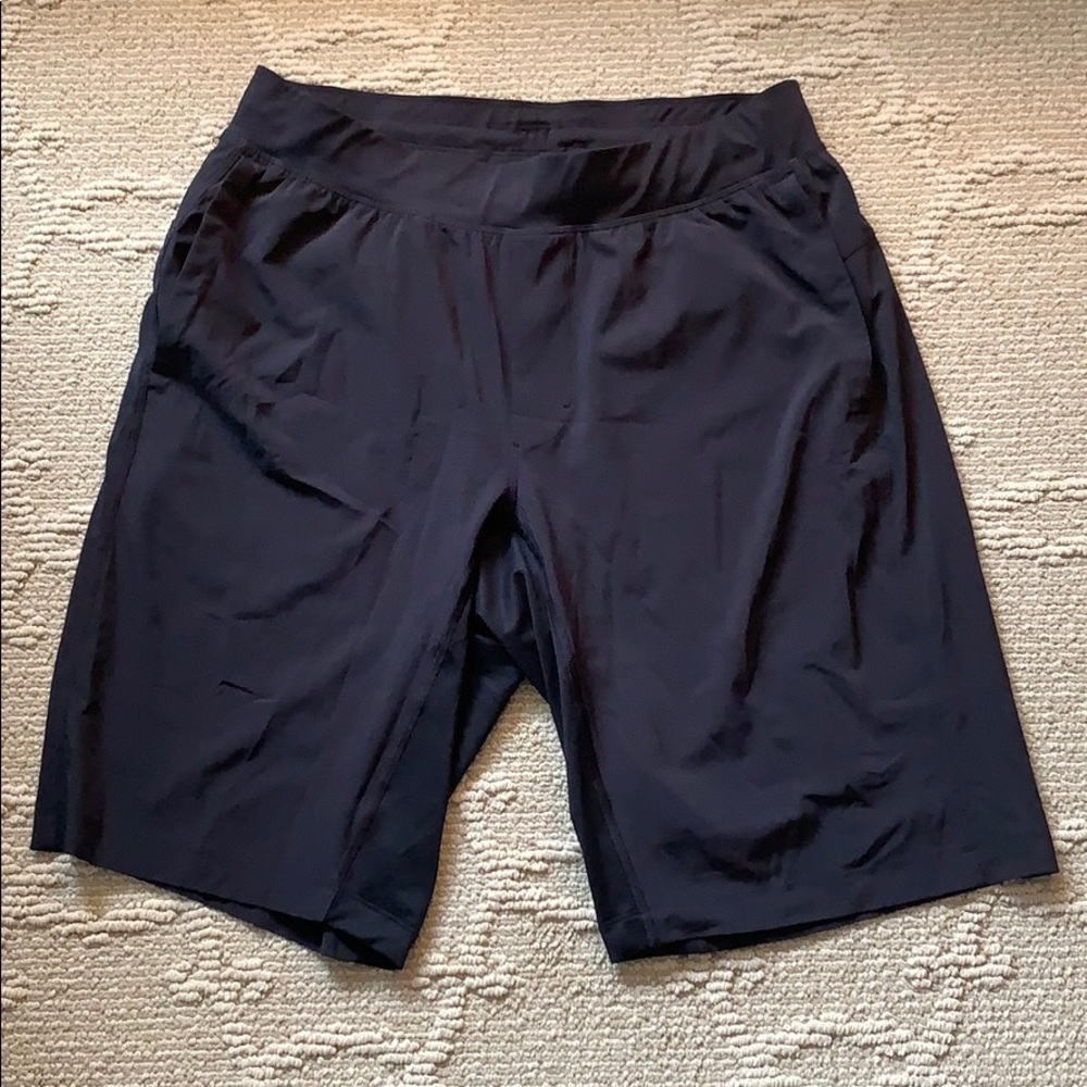 Lululemon Men’s Athletic Shorts - 11” Linerless
